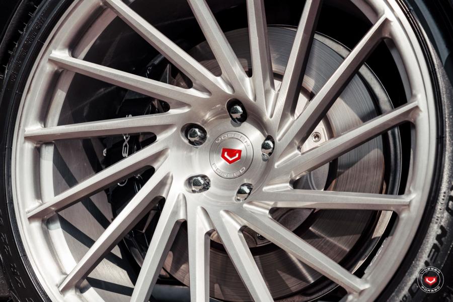 Колеса Lexus LC500 Obsidian on Vossen Wheels (VPS-305T) 2019 года  (фото 4 из 18)